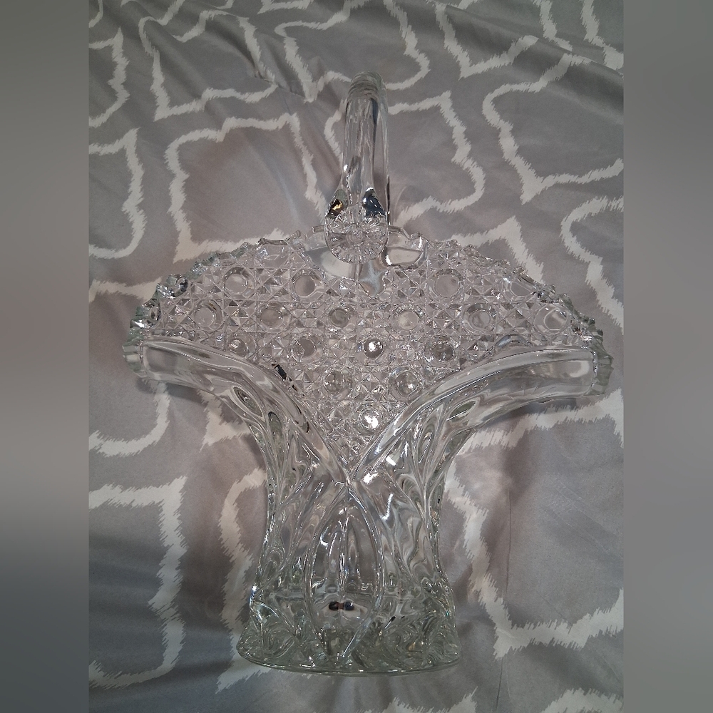 Elegant Clear Glass Basket